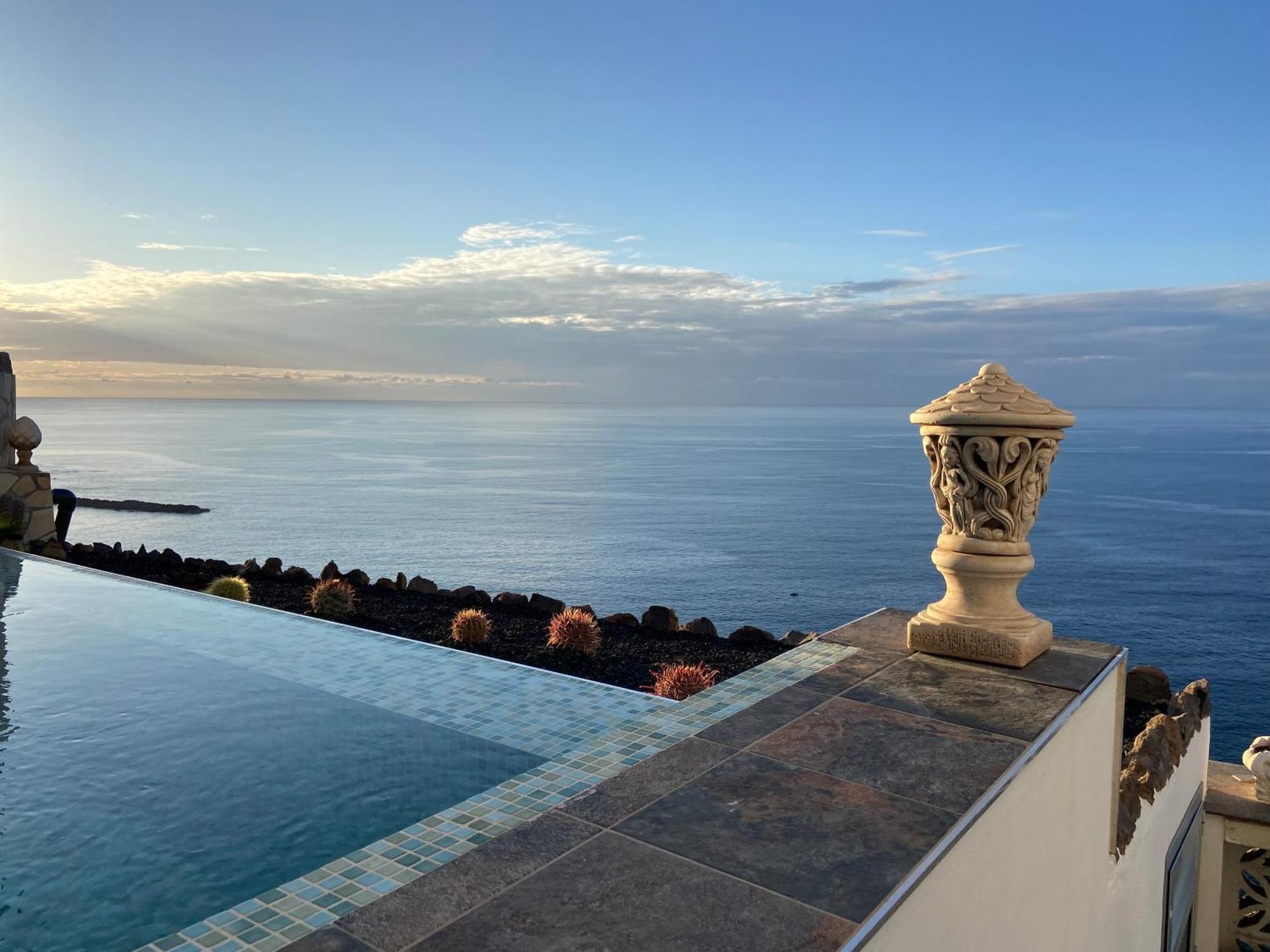 Villa Oasis La Paz - Pelinor Studio - Adults Only Puerto de la Cruz  Bagian luar foto